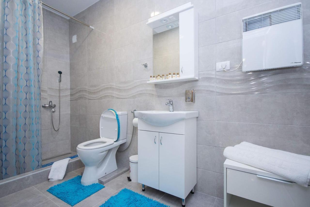 Hotel Cvetni Trg Belgrado Esterno foto